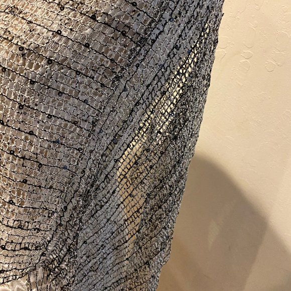 Geri C New York Gray Poncho with Sequins - One Size - Picture 5 of 7